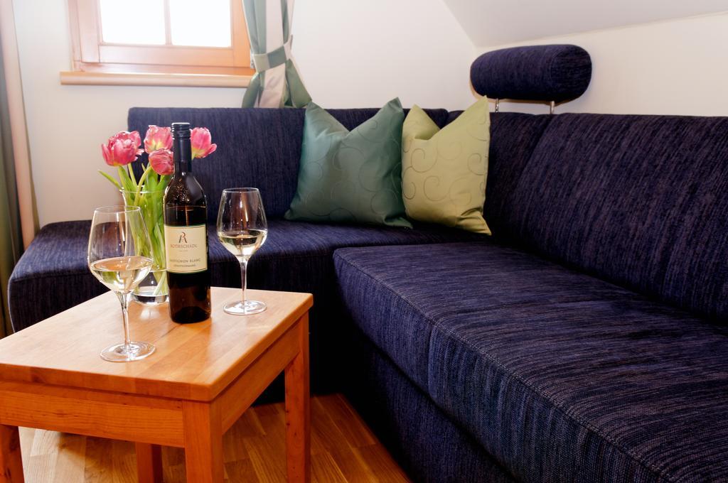 Weingut Winzerzimmer Rothschaedl 루트스카치 객실 사진